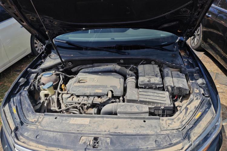 Used Volkswagen Passat 2017 1.8TSI DSG Government Procurement Version (CEA Engine) Engine Bay
