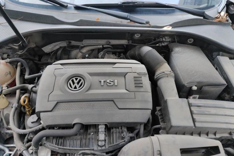 Used Volkswagen Passat 2017 330TSI DSG Luxury Edition Engine Bay