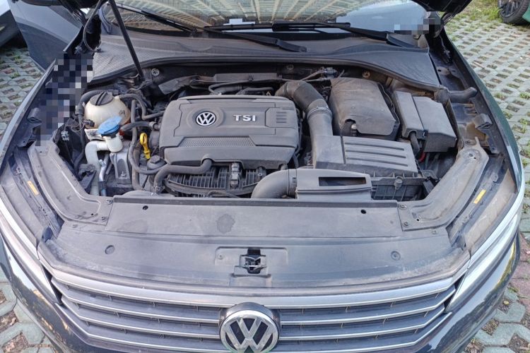 Used Volkswagen Passat 2017 330TSI DSG Luxury Edition Engine Bay