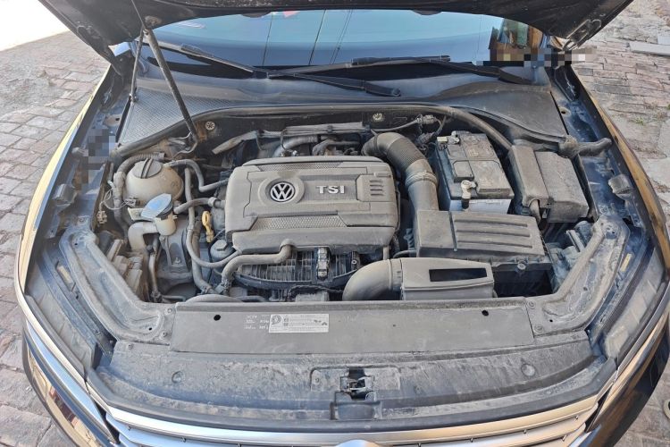 Used Volkswagen Passat 2017 330TSI DSG Prestige Edition Engine Bay