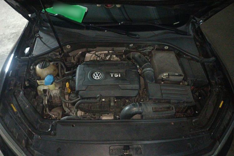 Used Volkswagen Passat 2017 330TSI DSG Prestige Edition Engine Bay