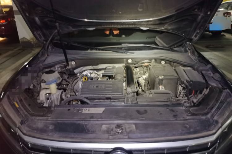 Used Volkswagen Passat 2017 280TSI DSG Luxury Edition Engine Bay