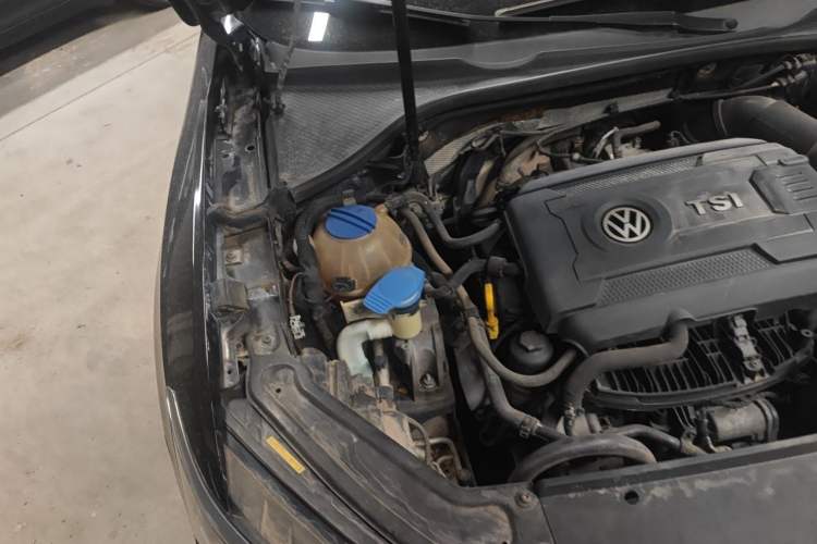 Used Volkswagen Passat 2017 330TSI DSG Prestige Edition Engine Bay Right