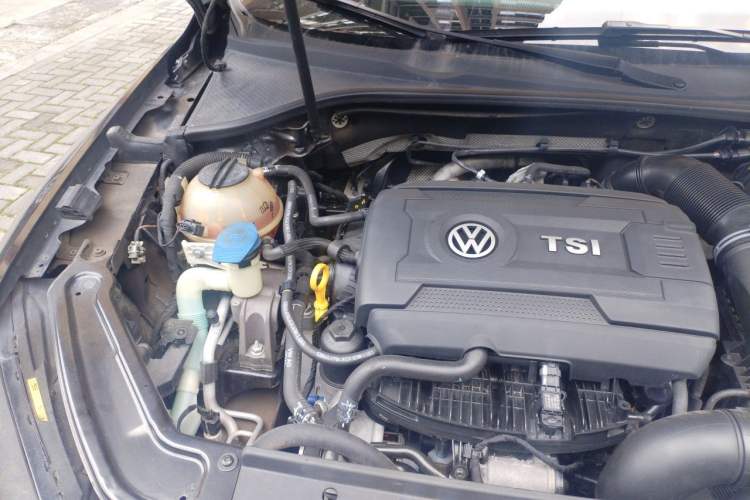 Used Volkswagen Passat 2017 330TSI DSG Prestige Edition Engine Bay Right