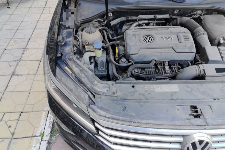 Used Volkswagen Passat 2017 330TSI DSG Prestige Edition Engine Bay Right