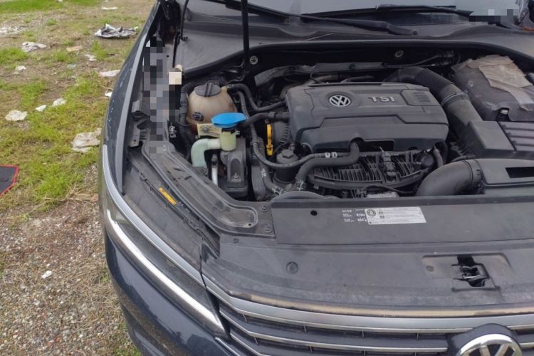 Used Volkswagen Passat 2017 330TSI DSG Luxury Edition Engine Bay Right