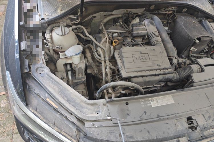 Used Volkswagen Passat 2017 280TSI DSG Luxury Edition Engine Bay Right