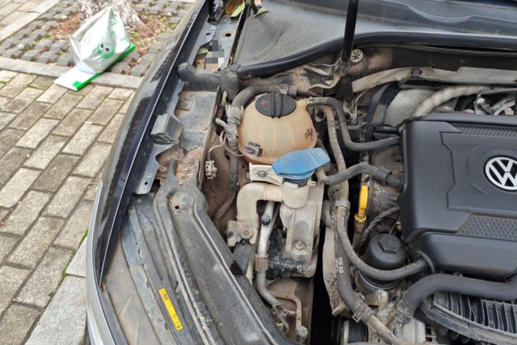 Used Volkswagen Passat 2017 330TSI DSG Luxury Edition Engine Bay Right