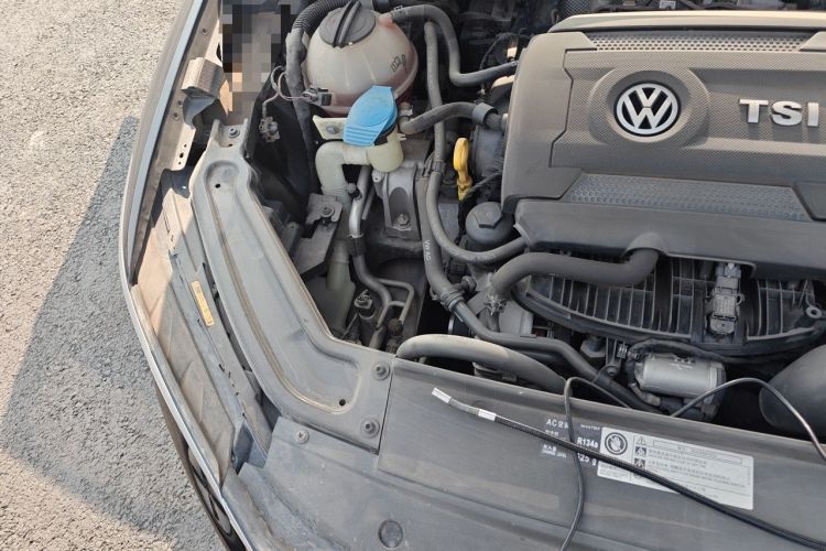 Used Volkswagen Passat 2017 330TSI DSG Luxury Edition Engine Bay Right