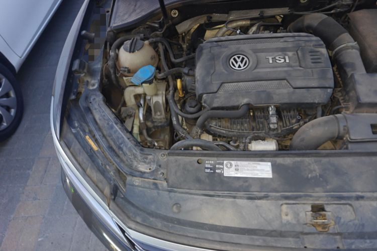 Used Volkswagen Passat 2017 330TSI DSG Luxury Edition Engine Bay Right