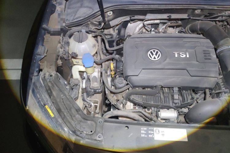 Used Volkswagen Passat 2017 330TSI DSG Luxury Edition Engine Bay Right