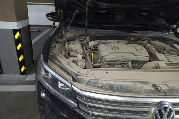 Used Volkswagen Passat 2017 330TSI DSG Prestige Edition Engine Bay Right