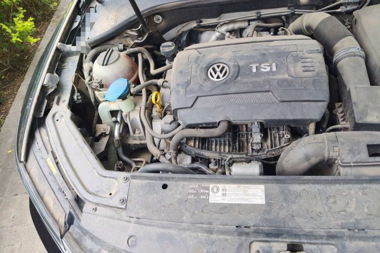 Used Volkswagen Passat 2017 330TSI DSG Luxury Edition Engine Bay Right