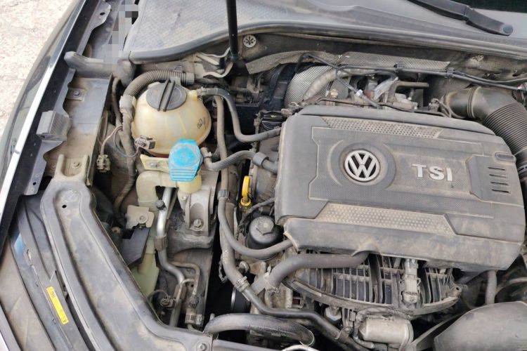 Used Volkswagen Passat 2017 330TSI DSG Luxury Edition Engine Bay Right