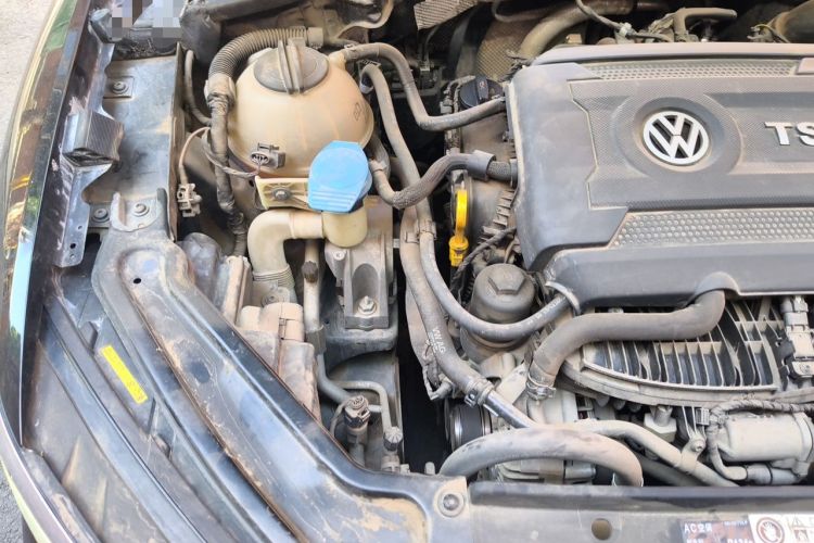 Used Volkswagen Passat 2017 330TSI DSG Prestige Edition Engine Bay Right
