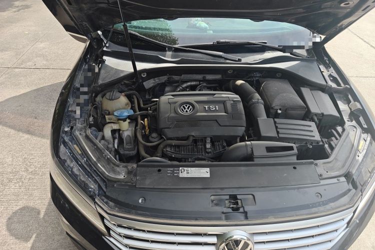 Used Volkswagen Passat 2017 330TSI DSG Prestige Edition Engine Bay Right