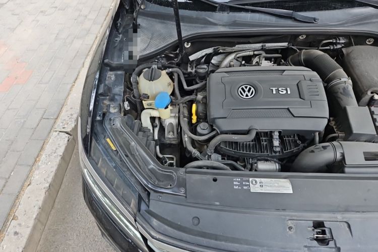 Used Volkswagen Passat 2017 330TSI DSG Prestige Edition Engine Bay Right