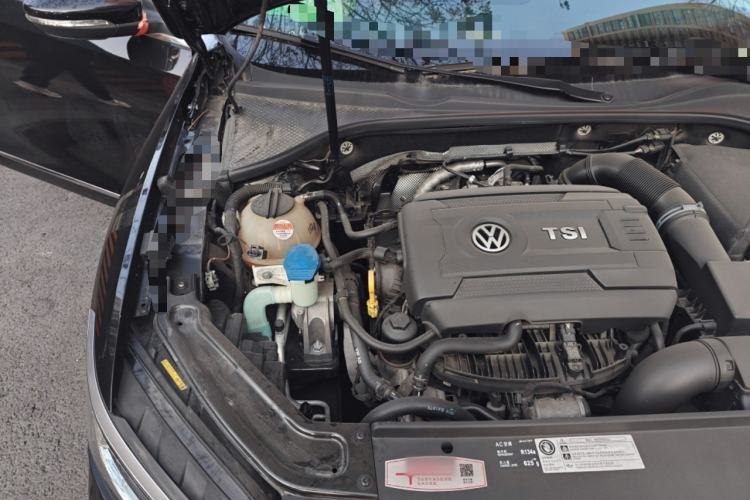 Used Volkswagen Passat 2017 330TSI DSG Prestige Edition Engine Bay Right