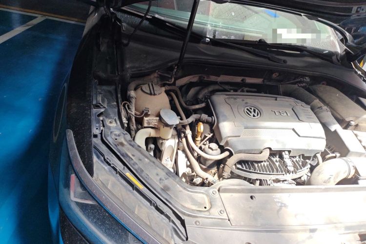 Used Volkswagen Passat 2017 330TSI DSG Luxury Edition Engine Bay Right