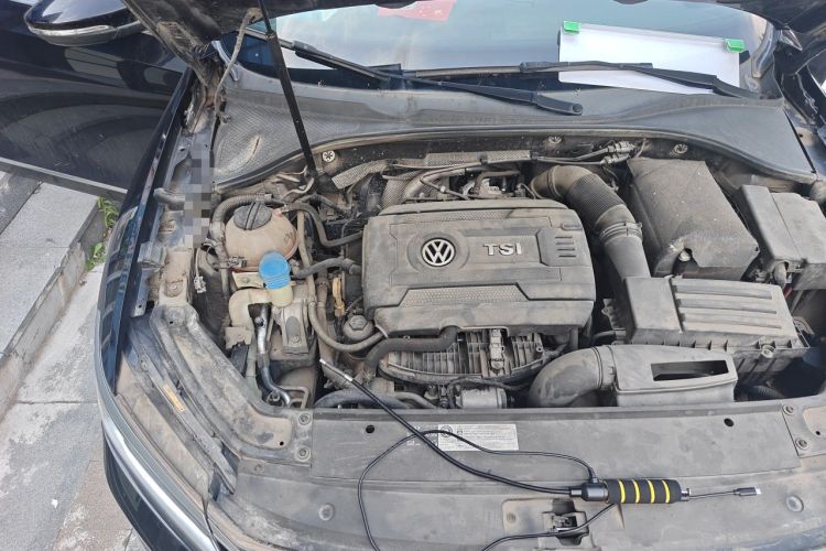 Used Volkswagen Passat 2017 330TSI DSG Luxury Edition Engine Bay Right