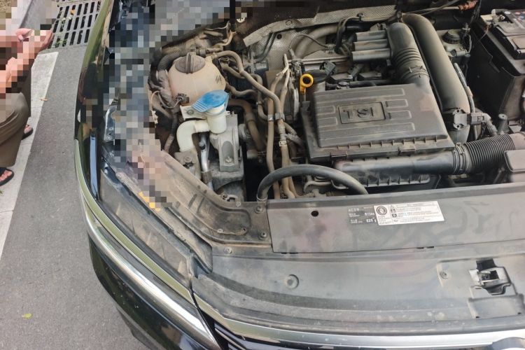 Used Volkswagen Passat 2017 280TSI DSG Luxury Edition Engine Bay Right