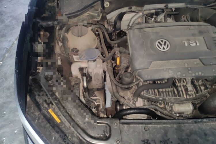 Used Volkswagen Passat 2017 330TSI DSG Luxury Edition Engine Bay Right