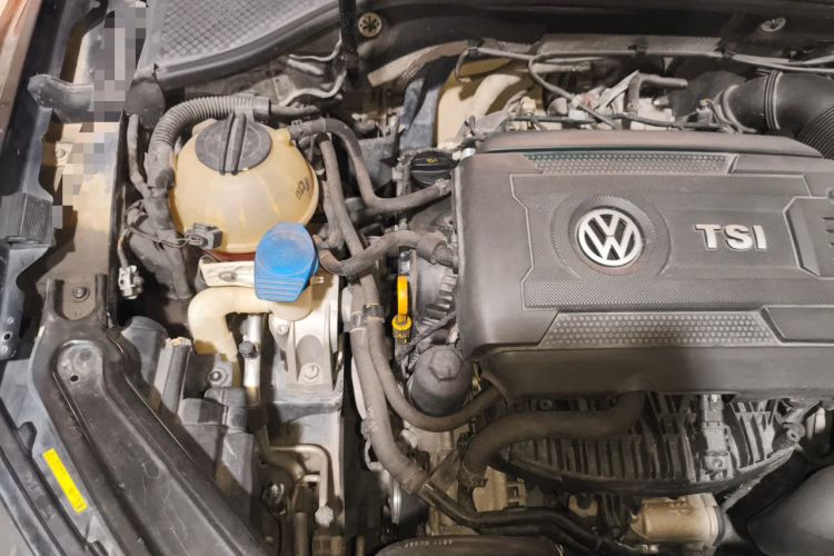 Used Volkswagen Passat 2017 330TSI DSG Prestige Edition Engine Bay Right