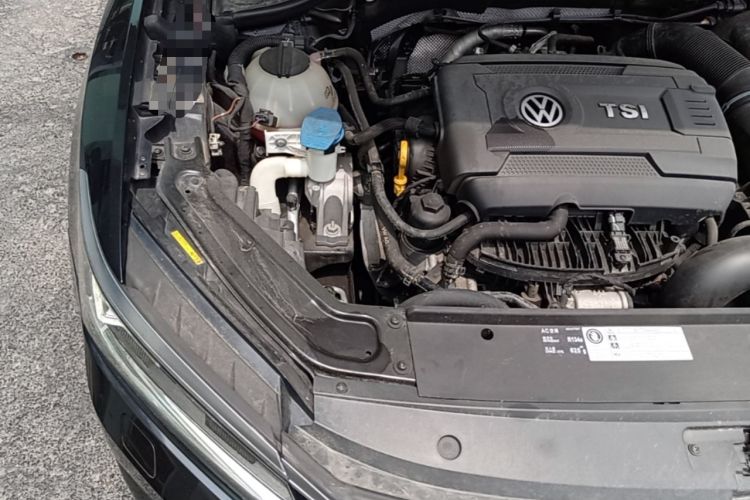 Used Volkswagen Passat 2017 330TSI DSG Prestige Edition Engine Bay Right