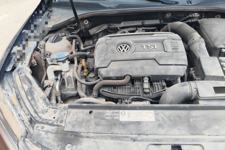 Used Volkswagen Passat 2017 330TSI DSG Luxury Edition Engine Bay Right