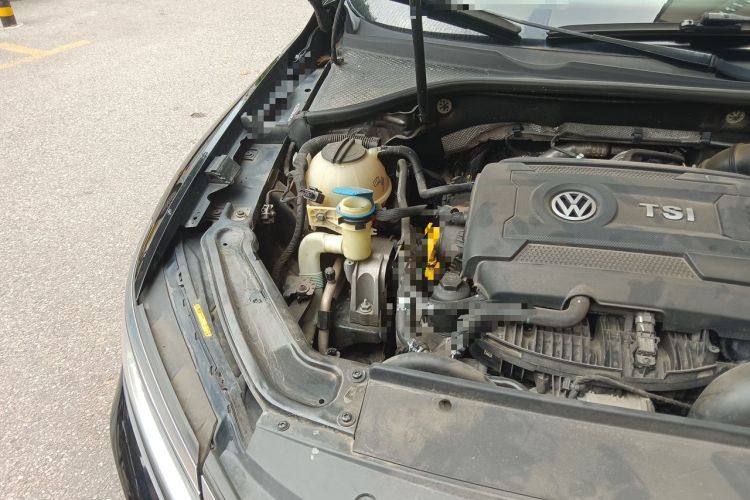 Used Volkswagen Passat 2017 330TSI DSG Luxury Edition Engine Bay Right