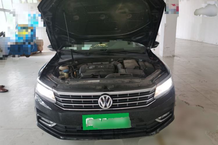 Used Volkswagen Passat 2017 330TSI DSG Luxury Edition Engine Bay