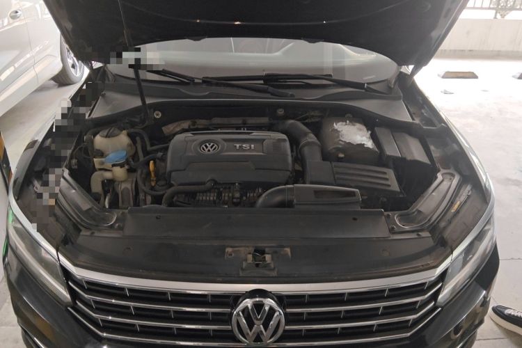 Used Volkswagen Passat 2017 330TSI DSG Luxury Edition Engine Bay