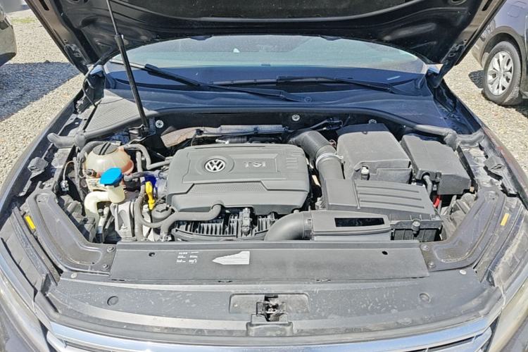 Used Volkswagen Passat 2017 330TSI DSG Prestige Edition Engine Bay