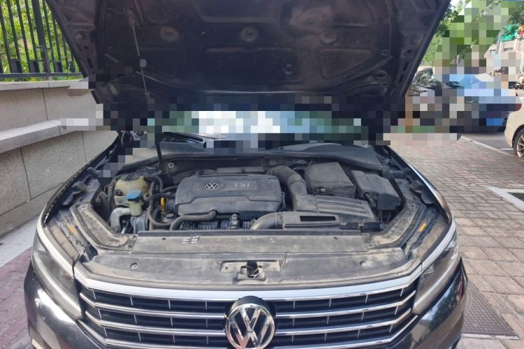Used Volkswagen Passat 2017 330TSI DSG Luxury Edition Engine Bay