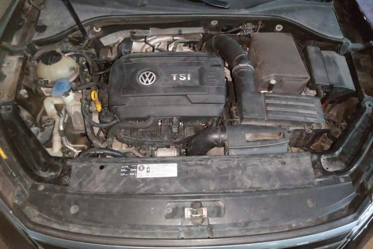 Used Volkswagen Passat 2017 330TSI DSG Luxury Edition Engine Bay
