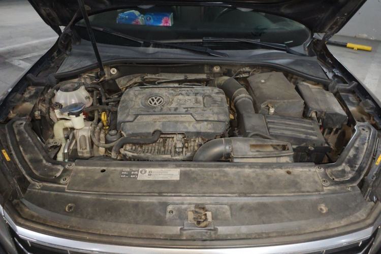 Used Volkswagen Passat 2017 330TSI DSG Luxury Edition Engine Bay