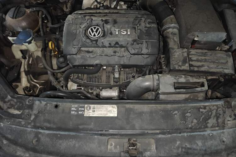 Used Volkswagen Passat 2017 330TSI DSG Luxury Edition Engine Bay