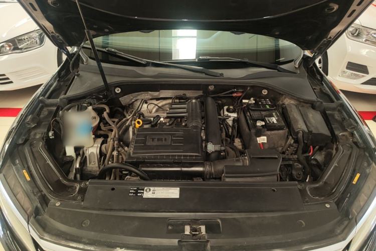 Used Volkswagen Passat 2017 280TSI DSG Luxury Edition Engine Bay