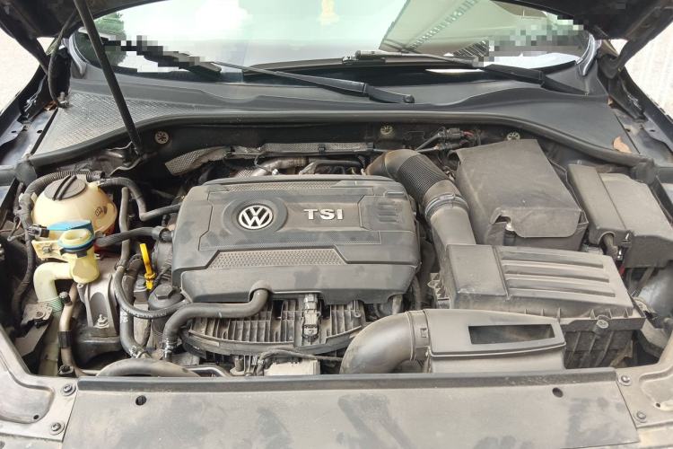 Used Volkswagen Passat 2017 330TSI DSG Luxury Edition Engine Bay