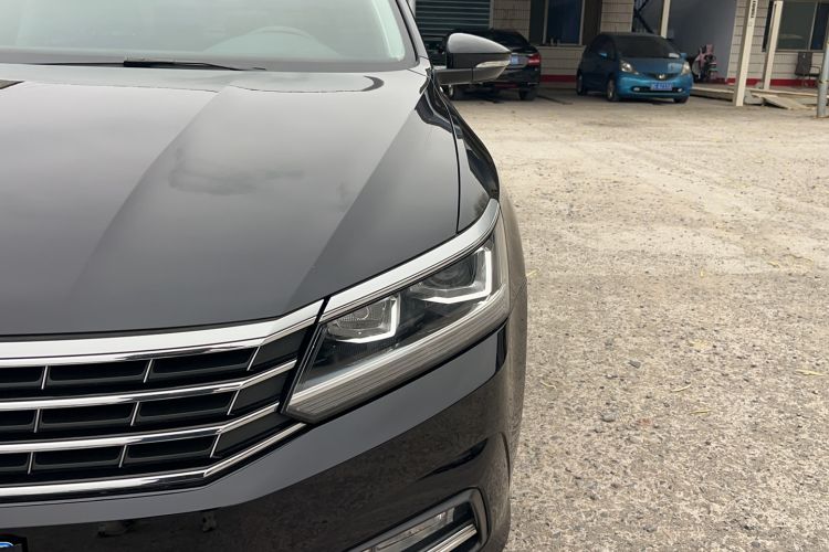 Used Volkswagen Passat 2017 330TSI DSG Luxury Edition Exterior 1