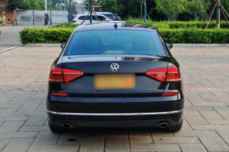 Used Volkswagen Passat 2017 330TSI DSG Luxury Edition Exterior 1