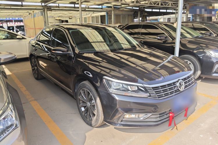Used Volkswagen Passat 2017 330TSI DSG Luxury Edition Exterior 1