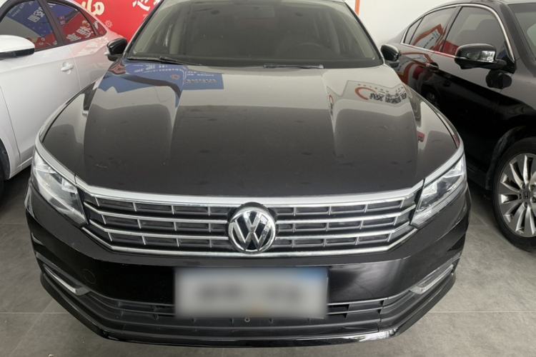 Used Volkswagen Passat 2017 280TSI DSG Luxury Edition Exterior 1