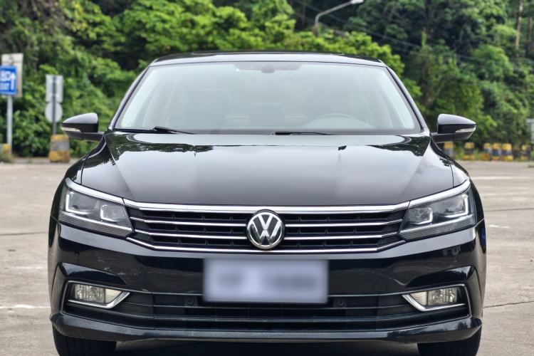 Used Volkswagen Passat 2017 280TSI DSG Luxury Edition Exterior 1