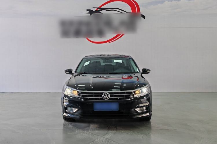 Used Volkswagen Passat 2017 330TSI DSG Luxury Edition Exterior 1