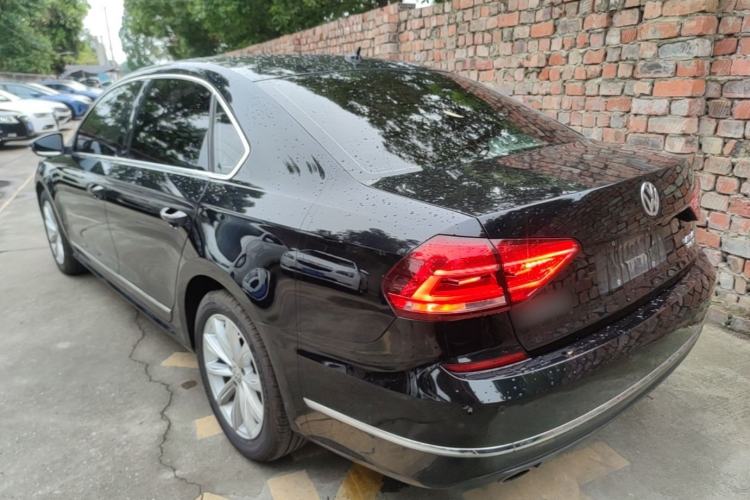 Used Volkswagen Passat 2017 330TSI DSG Luxury Edition Exterior 2