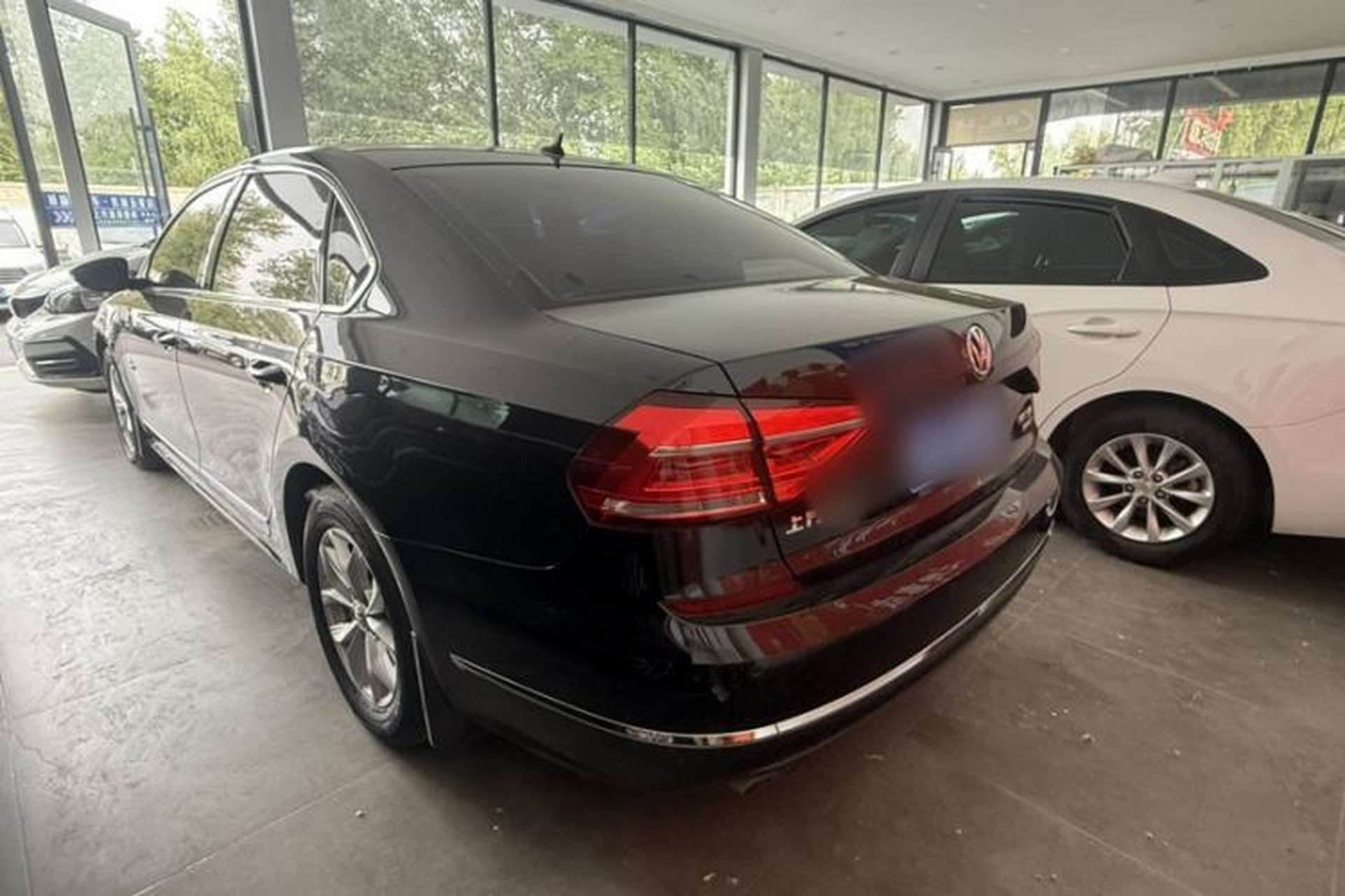 Used Volkswagen Passat 2017 280TSI DSG Luxury Edition Exterior 2