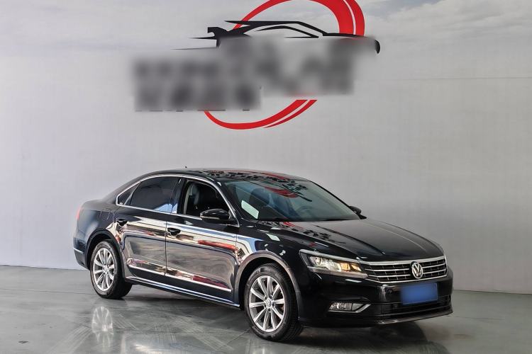 Used Volkswagen Passat 2017 330TSI DSG Luxury Edition Exterior 2
