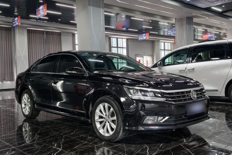 Used Volkswagen Passat 2017 330TSI DSG Luxury Edition Exterior 2