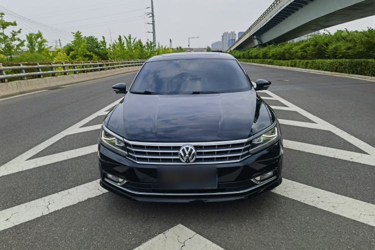 Used Volkswagen Passat 2017 330TSI DSG Prestige Edition Exterior 2